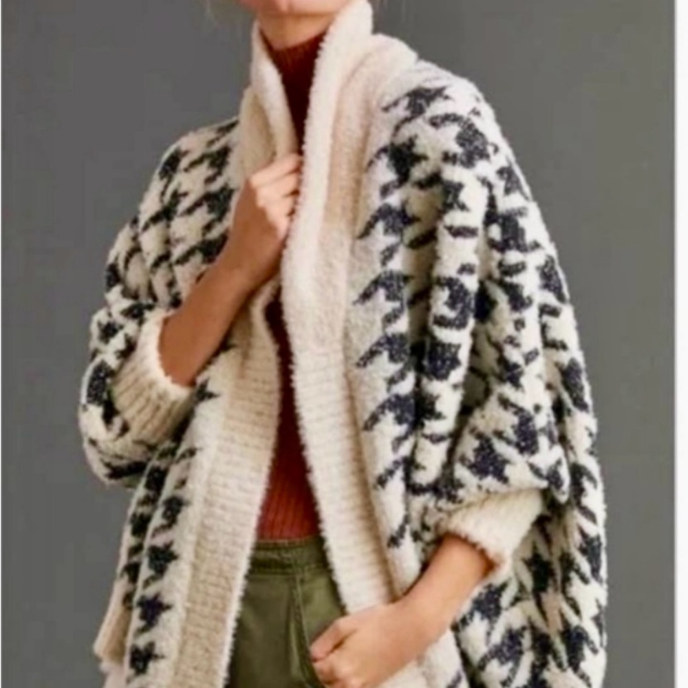 Anthropologie Maeve Houndstooth Shawl Cardigan Open Front One Size